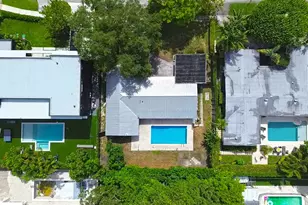 19711 NE 21st Ct, Miami, FL 33179 - Photo 3