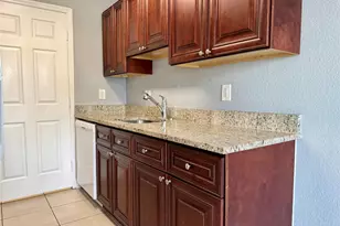 838 SW 14th St, Fort Lauderdale, FL 33315 - Photo 7