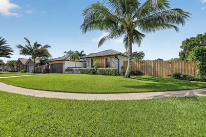 9680 NW 10th Court, Plantation, FL 33322 - Photo 3
