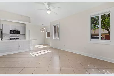1000 Scotia Drive #102, Hypoluxo, FL 33462 - Photo 5