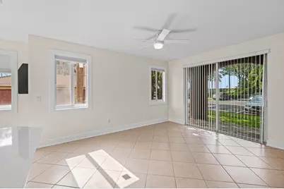 1000 Scotia Drive #102, Hypoluxo, FL 33462 - Photo 5