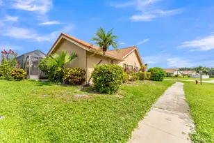 6083 Sunberry Cir, Boynton Beach, FL 33437 - Photo 43