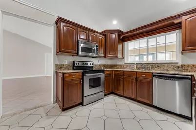 6083 Sunberry Circle, Boynton Beach, FL 33437 - Photo 9