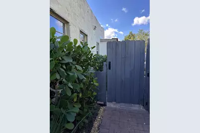 4707 Garden Avenue, West Palm Beach, FL 33405 - Photo 9