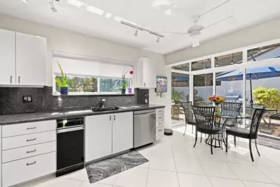 7338 Woodmont Court, Boca Raton, FL 33434 - Photo 15