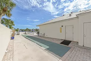650 Snug Harbor Dr, Boynton Beach, FL 33435 - Photo 27