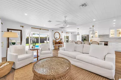 366 Elm Avenue, Tequesta, FL 33469 - Photo 9