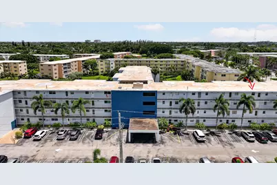 300 NE 26th Avenue #408, Boynton Beach, FL 33435 - Photo 3