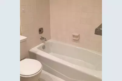 10740 S Golfview Drive, Pembroke Pines, FL 33026 - Photo 23