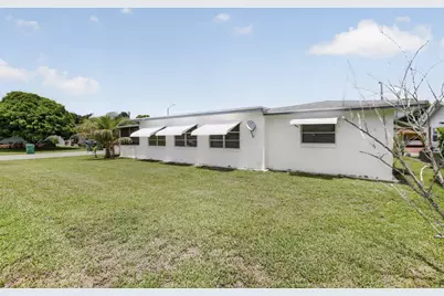 6015 NW 67th Avenue, Tamarac, FL 33321 - Photo 23