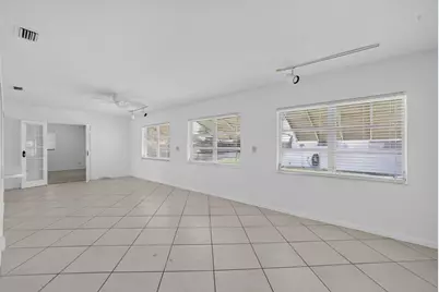 6015 NW 67th Avenue, Tamarac, FL 33321 - Photo 9
