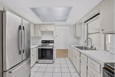 6015 NW 67th Avenue, Tamarac, FL 33321 - Photo 5
