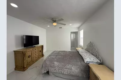 1689 SE Harp Lane, Port Saint Lucie, FL 34983 - Photo 3