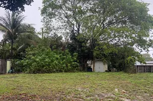 212 NE 14th Ave, Pompano Beach, FL 33060 - Photo 1