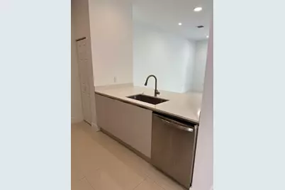 815 NE 17th Avenue #3, Fort Lauderdale, FL 33304 - Photo 3