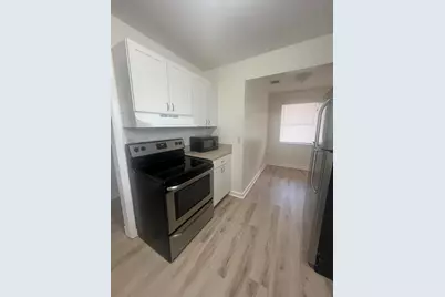 5975 Forest Hill Boulevard #201, West Palm Beach, FL 33415 - Photo 5