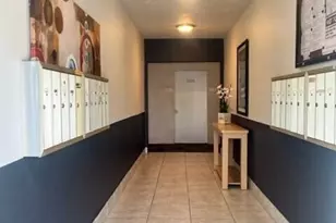 299 SW 7th St, Boca Raton, FL 33432 - Photo 3