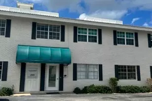 299 SW 7th St, Boca Raton, FL 33432 - Photo 1