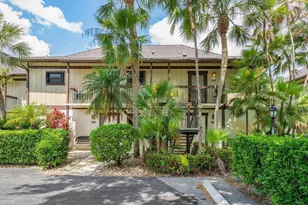 13334 Polo Club Rd, Wellington, FL 33414 - Photo 19