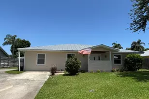 5141 SE Pine Knoll Way, Stuart, FL 34997 - Photo 1
