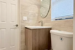 53 NE 16th Pl, Fort Lauderdale, FL 33305 - Photo 11
