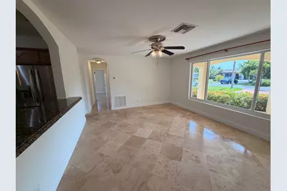 2250 NE 4th Court, Boca Raton, FL 33431 - Photo 5