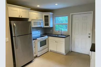 638 SW 7th Avenue, Delray Beach, FL 33444 - Photo 3