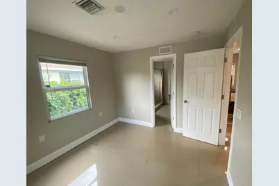 638 SW 7th Avenue, Delray Beach, FL 33444 - Photo 11