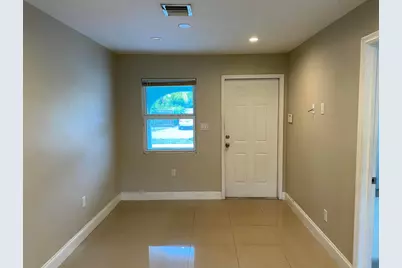 638 SW 7th Avenue, Delray Beach, FL 33444 - Photo 5