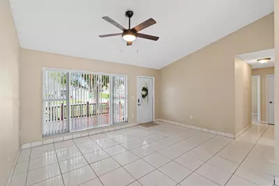 11651 NW 39th Street, Sunrise, FL 33323 - Photo 15