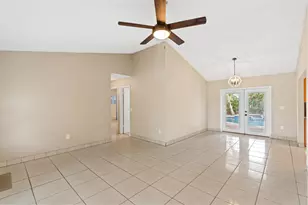 11651 NW 39th St, Sunrise, FL 33323 - Photo 13