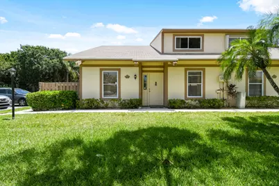 324 Maplecrest Circle, Jupiter, FL 33458 - Photo 1