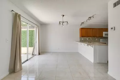324 Maplecrest Circle, Jupiter, FL 33458 - Photo 9