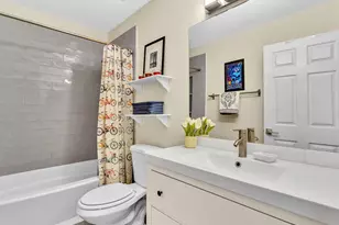 8 Hawthorne Ln, Boynton Beach, FL 33426 - Photo 27
