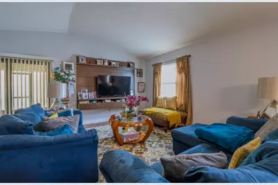 8 Mediterranean Boulevard N, Port Saint Lucie, FL 34952 - Photo 5