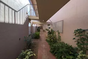 650 SW 2nd Ave, Boca Raton, FL 33432 - Photo 3