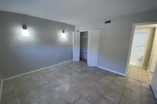 650 SW 2nd Ave, Boca Raton, FL 33432 - Photo 15