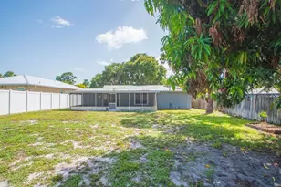 2309 NE 13th Ct, Jensen Beach, FL 34957 - Photo 35
