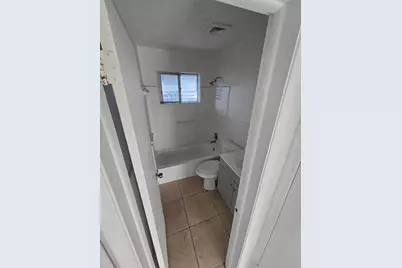 5900 Garfield Street #E, Hollywood, FL 33021 - Photo 5
