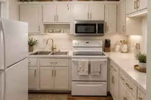 2050 NE 39th St, Lighthouse Point, FL 33064 - Photo 3