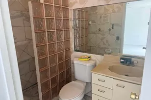7814 Pembroke Rd, Miramar, FL 33023 - Photo 9