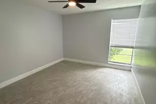 8919 NW 28th Dr, Coral Springs, FL 33065 - Photo 3