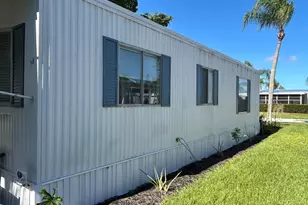 254 W Caribbean, Port Saint Lucie, FL 34952 - Photo 15