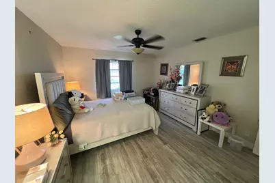8584 Bella Vista Drive, Boca Raton, FL 33433 - Photo 9