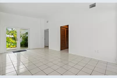 505 SW North Carolina Drive, Stuart, FL 34994 - Photo 9