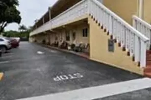 2607 NE 8th Ave NE, Wilton Manors, FL 33334 - Photo 17
