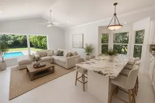 10114 Hunt Club Ln, Palm Beach Gardens, FL 33418 - Photo 5