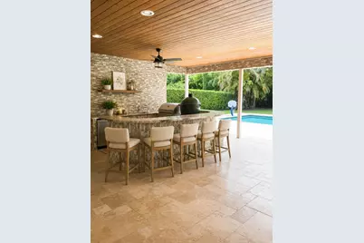 10114 Hunt Club Lane, Palm Beach Gardens, FL 33418 - Photo 3