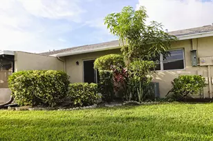 5445 Glenda St, West Palm Beach, FL 33417 - Photo 11