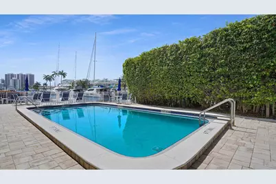 3220 Bayview Drive #202, Fort Lauderdale, FL 33306 - Photo 17